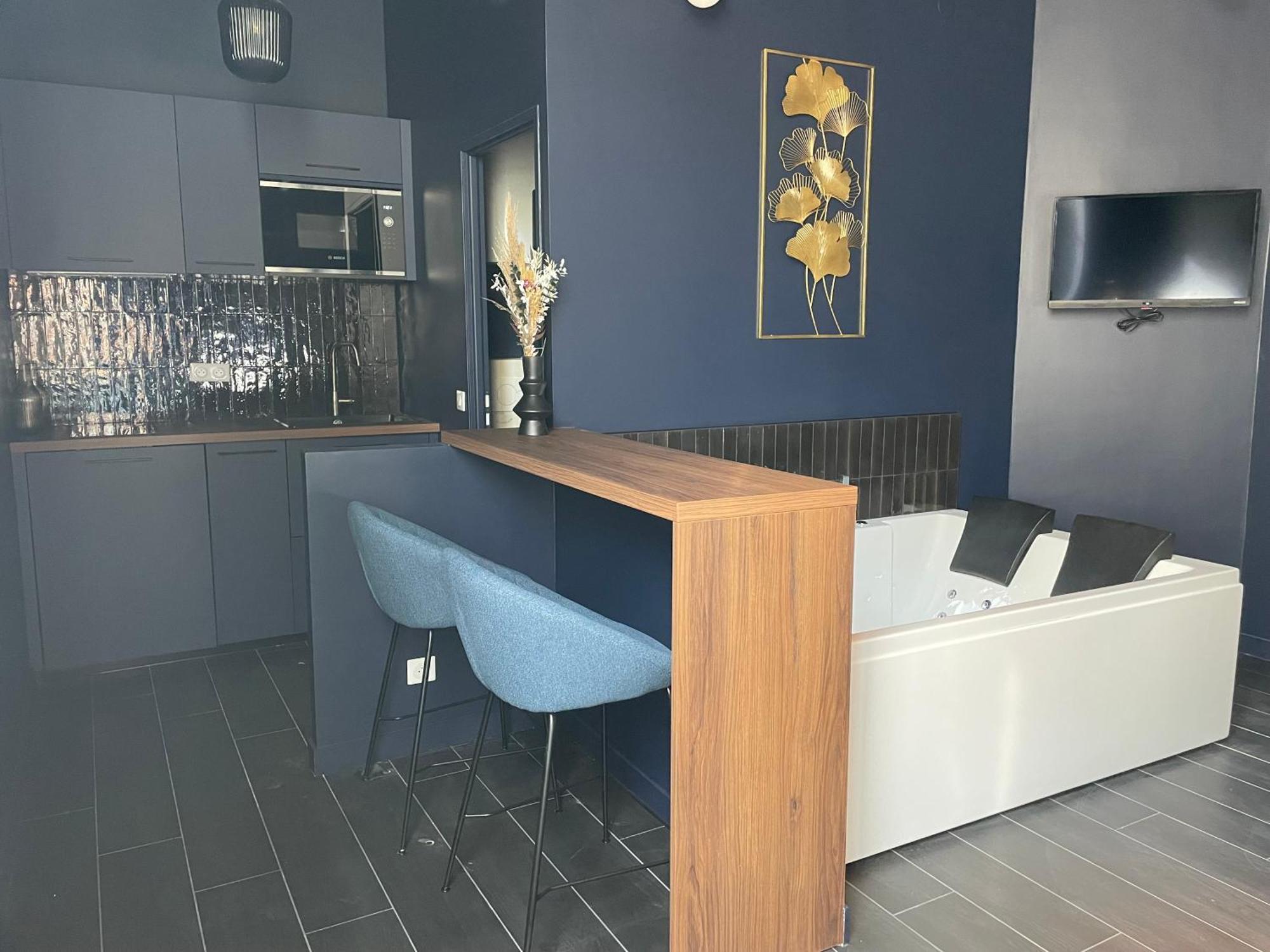 Balneo Des Sacres N 1-centre Appartement Reims